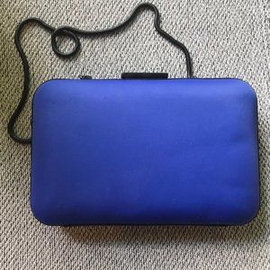 zara basic collection blue clutch